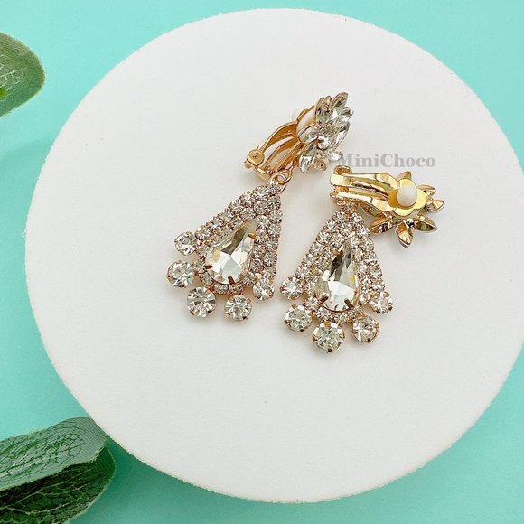 CLIP ON Flower Point Rhinestone Chandelier Bridal Earrings - Picture 1 of 9